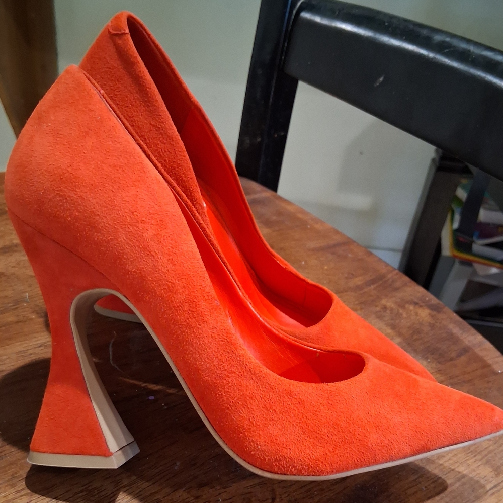 Steve Madden Zana Red Suede Heels Size Sz7